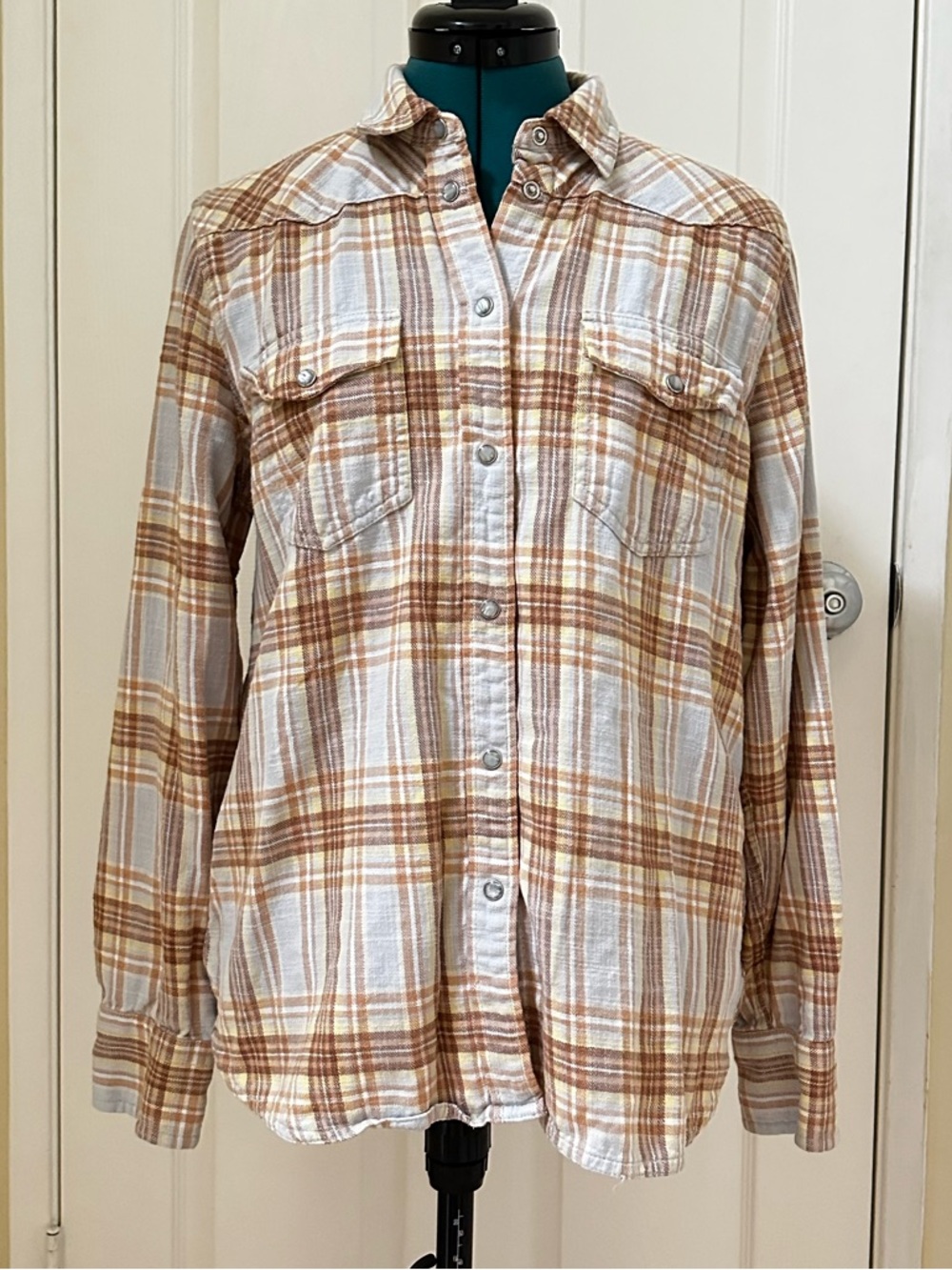 J. Crew Sz 12 Slim-fit western in golden hour tartan long sleeve flannel